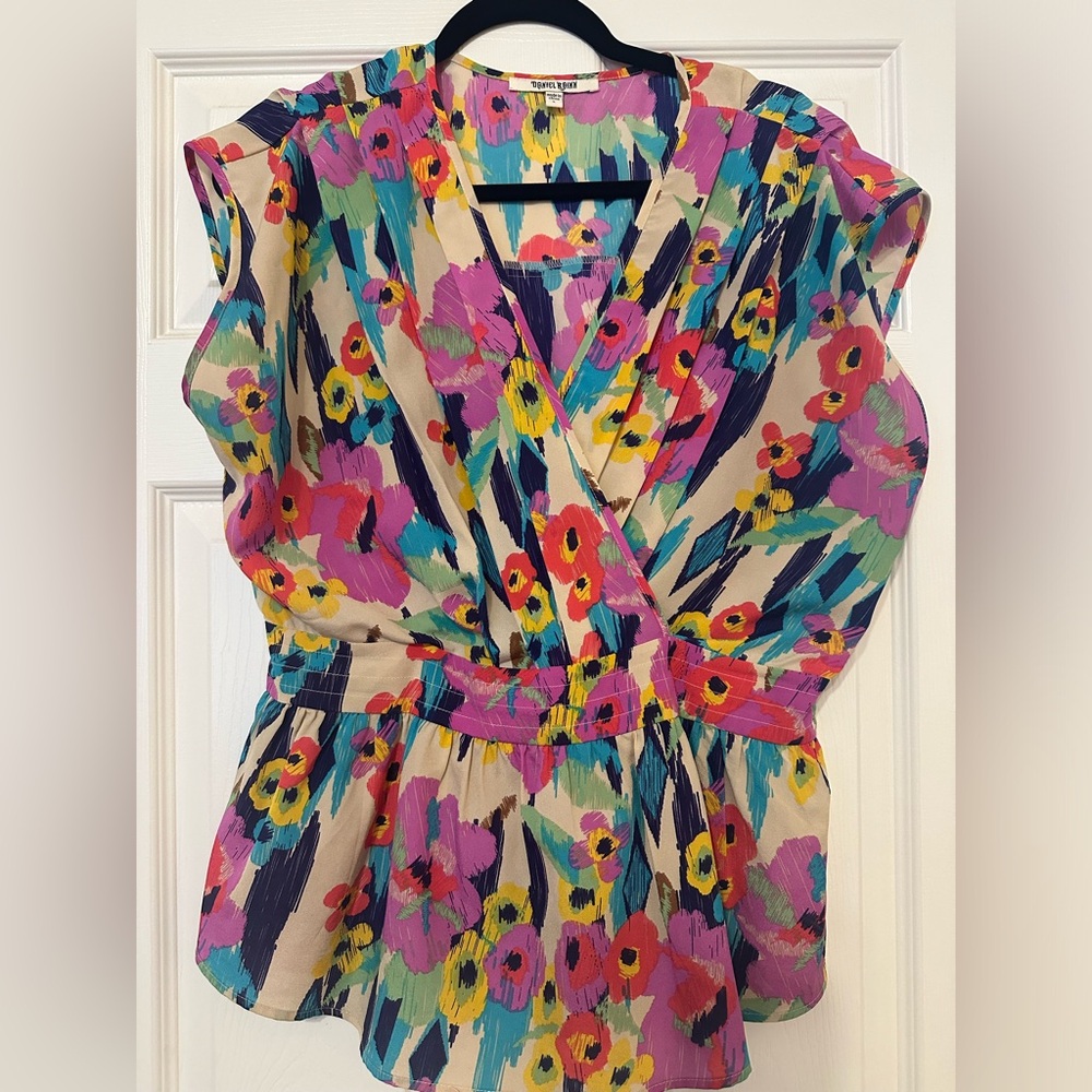 Daniel Rainn Blouse Sz L.